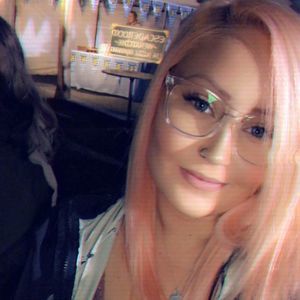 Meet your Posher, Stefanie